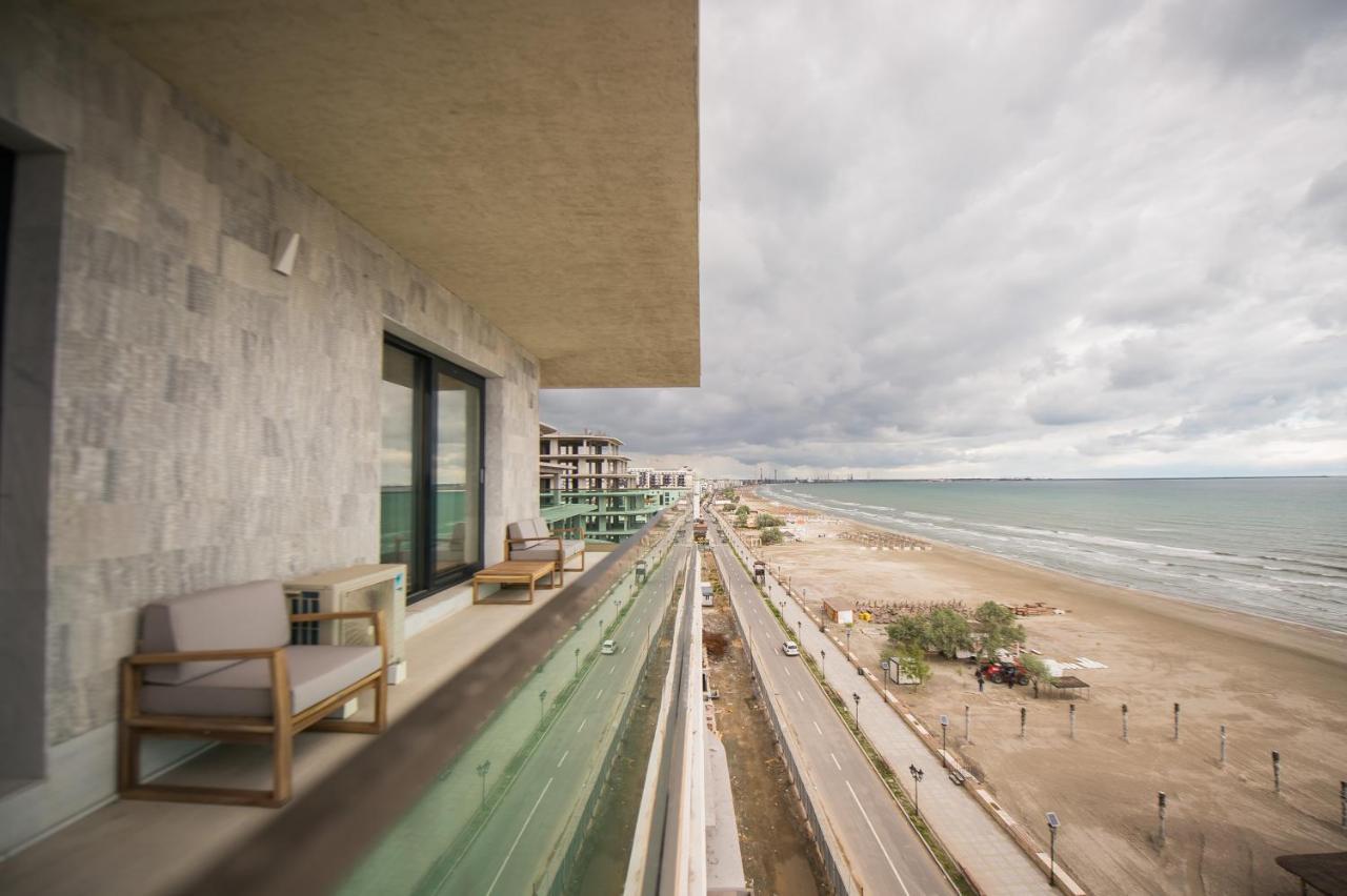 Luxury Promenada Apartment - Frontal Beachfront Mamaia Nord Năvodari Kültér fotó