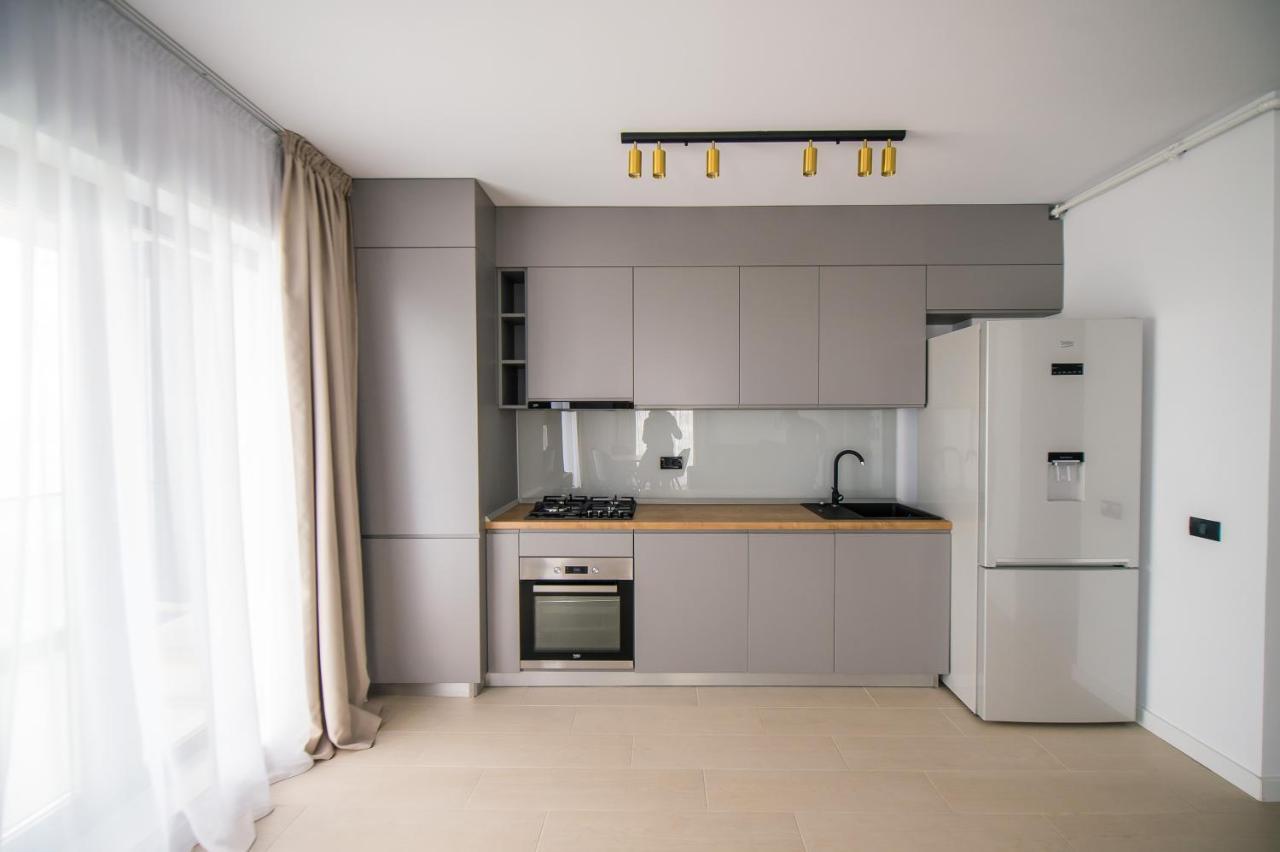 Luxury Promenada Apartment - Frontal Beachfront Mamaia Nord Năvodari Kültér fotó