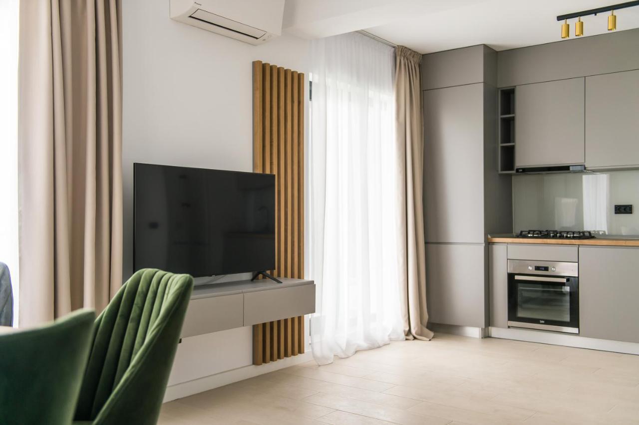 Luxury Promenada Apartment - Frontal Beachfront Mamaia Nord Năvodari Kültér fotó