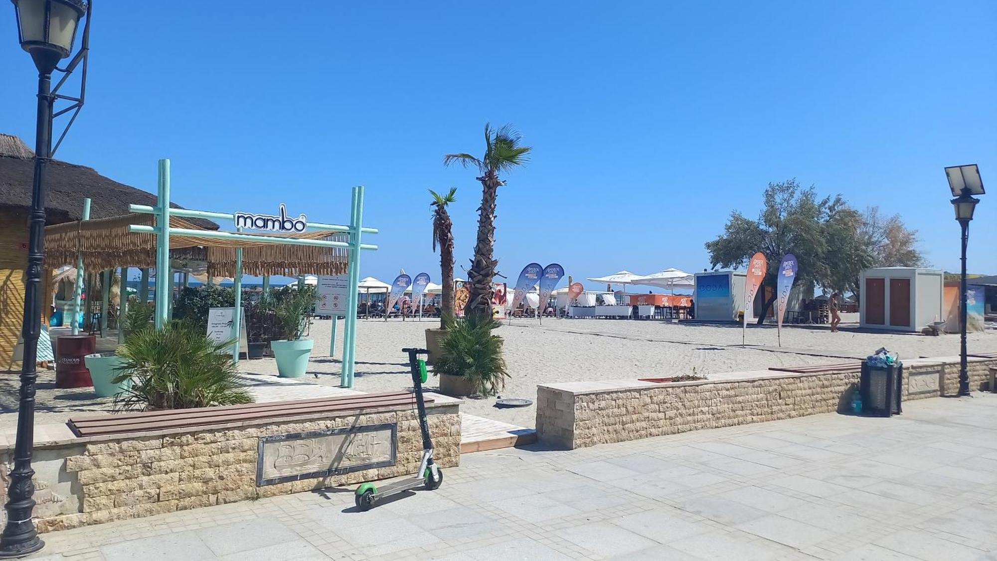 Luxury Promenada Apartment - Frontal Beachfront Mamaia Nord Năvodari Kültér fotó
