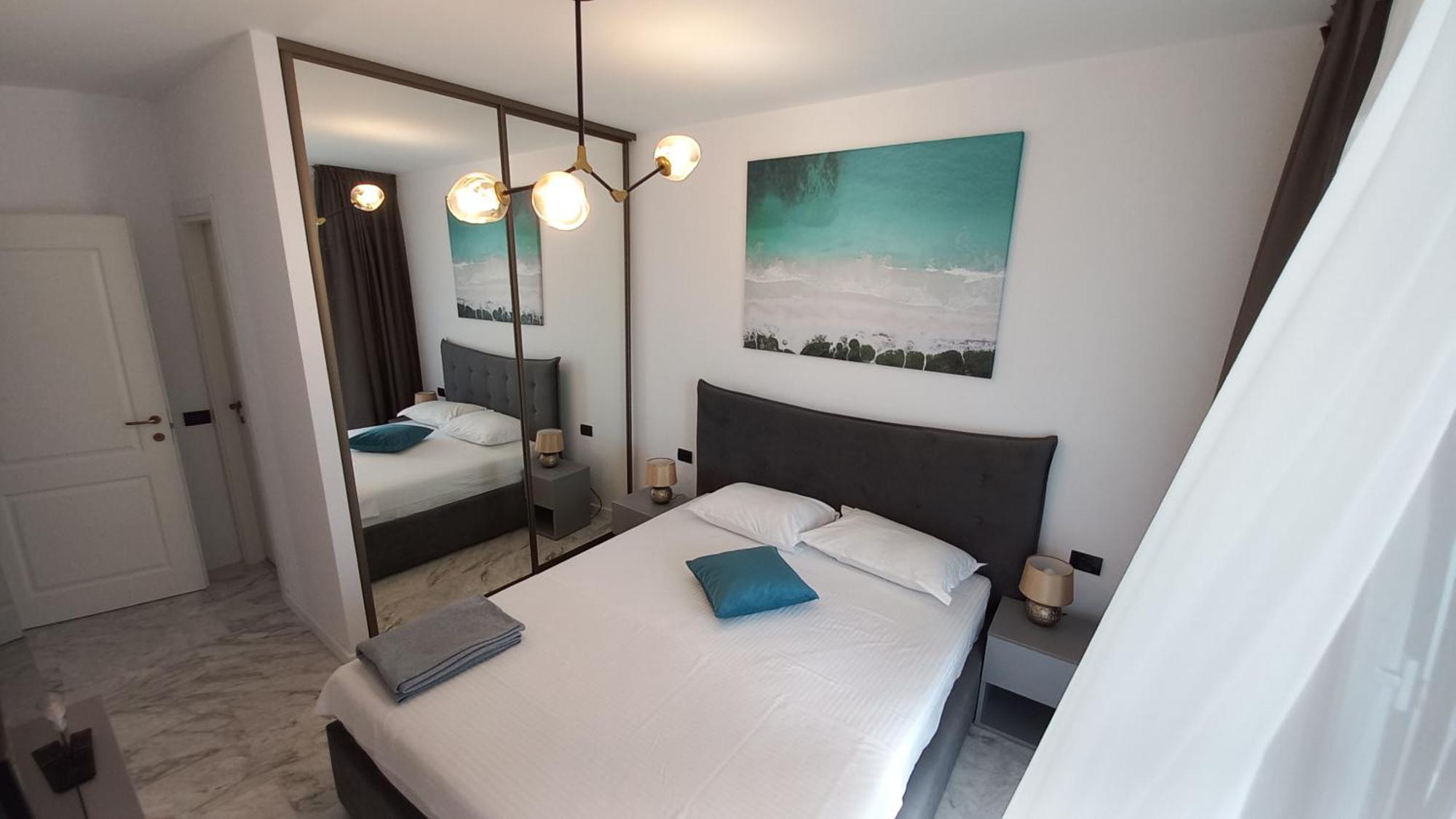 Luxury Promenada Apartment - Frontal Beachfront Mamaia Nord Năvodari Kültér fotó